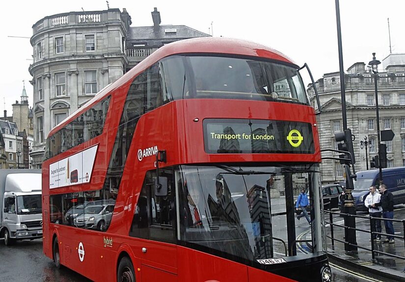 Más de 1.500 conductores de autobús van a la huelga en Londres por las condiciones de trabajo durante las olas de calor