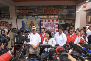 Perú declara la "emergencia" parcialmente en Lima y ocho departamentos por las inundaciones