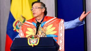 Petro pedirá réplica a alocución de Abelardo de la Espriella por respuesta al terremoto