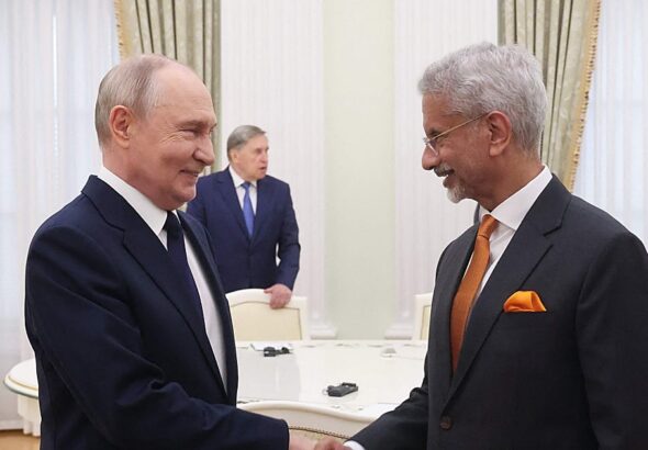 Putin redobla las advertencias a Reino Unido tras autorizar la cesión a Ucrania de planos de misiles Storm Shadow