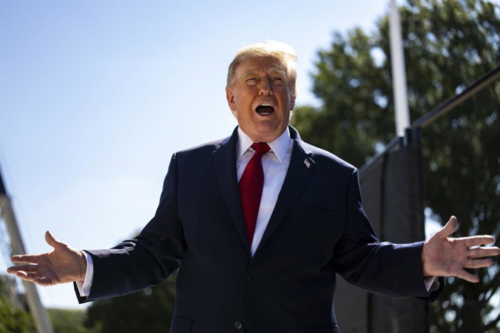 Trump afirma que Jamenei está vivo, pero sigue herido de gravedad