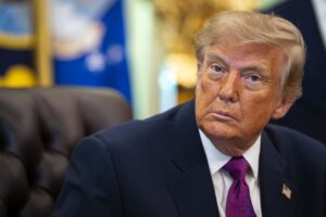 Trump anuncia "el mayor acuerdo de la historia" con Venezuela para "duplicar" sus reservas de petróleo