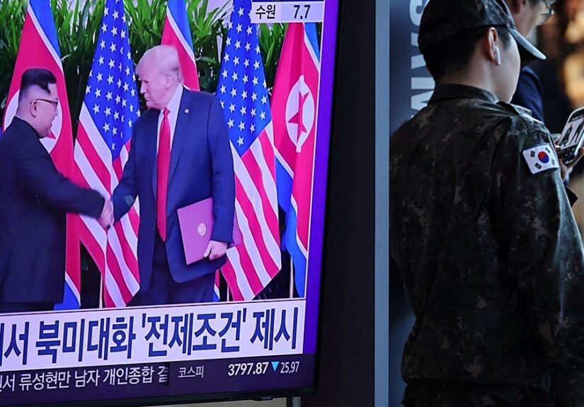 Trump insinúa contactos con Kim Jong-un tras reducir los ejercicios militares con Seúl