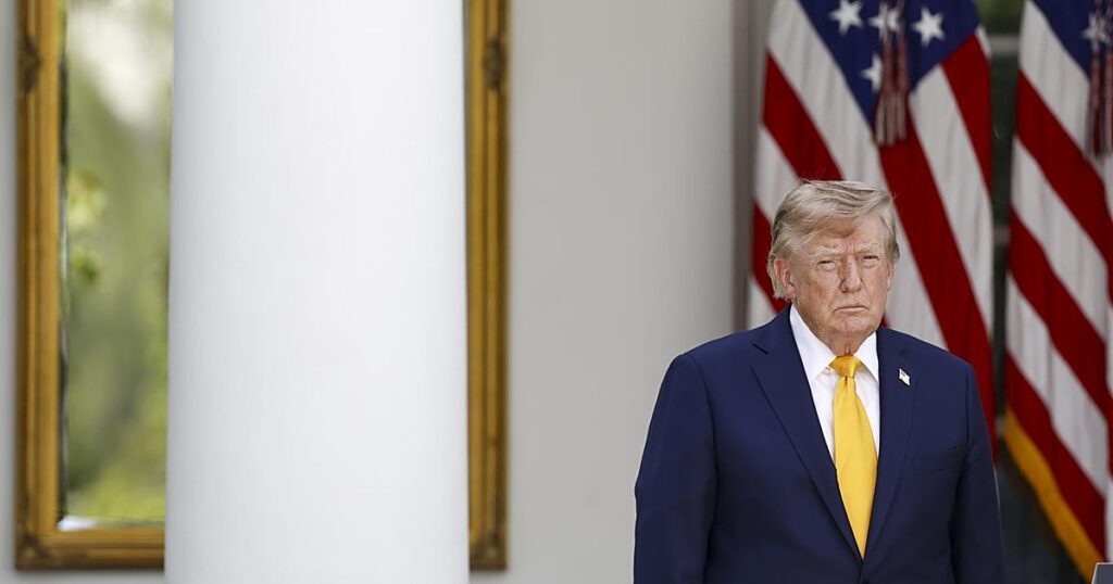 Trump paraliza la tramitación de todos los visados para emigrar a EE.UU.