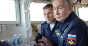 Un barco militar ruso amenaza la costa báltica alemana