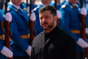 Zelenski asegura que Ucrania no sobrevivirá al invierno si EEUU no les vende el 5% de sus misiles Patriot