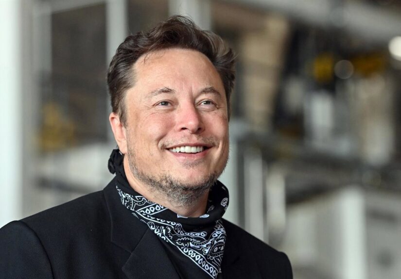 Zelenski condecora a Elon Musk con la Orden de la Libertad