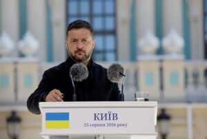 Zelenski reivindica ataques contra 16 objetivos en Rusia incluyendo instalaciones petroleras y aeródromos
