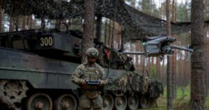 así blinda la OTAN el este de Europa contra los asaltos de inmigrantes