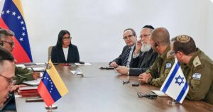 el terremoto logró lo que la diplomacia no pudo