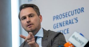 Zelenski reclama a los parlamentarios que respalden «cuanto antes» el cese del fiscal general de Ucrania