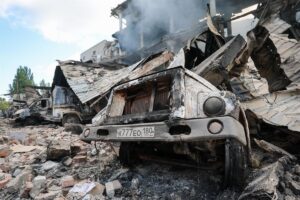 Al menos once heridos, incluidos dos niños, a causa de un ataque ucraniano contra un autobús en Donetsk