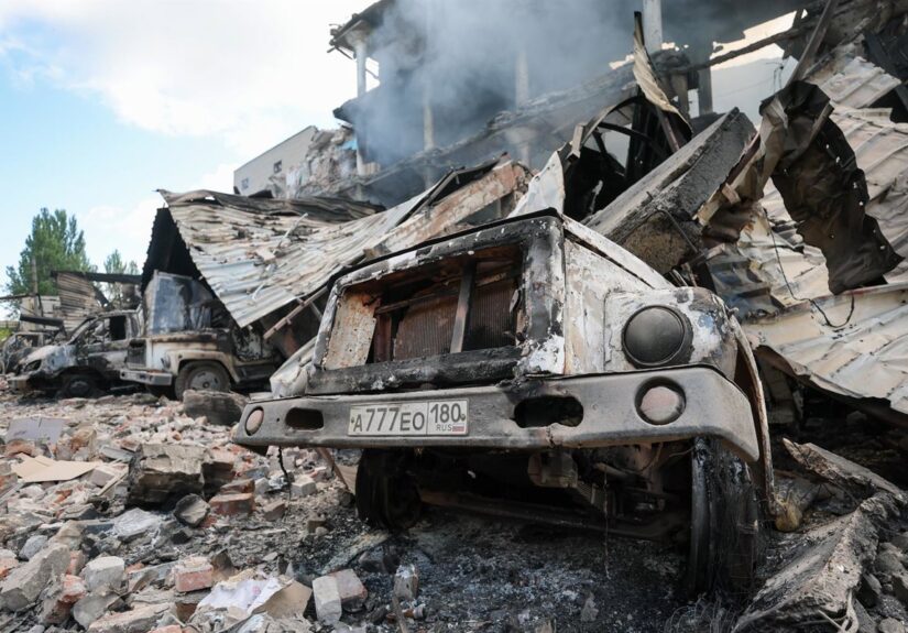 Al menos once heridos, incluidos dos niños, a causa de un ataque ucraniano contra un autobús en Donetsk