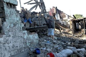Al menos siete muertos y más de 70 heridos en ataques rusos contra Dnipropetrovsk, en el sudeste de Ucrania