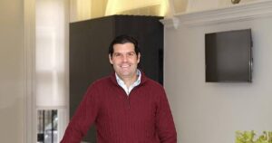 Alejandro Betancourt, de 'bolichico' investigado en España a socio petrolero de Trump