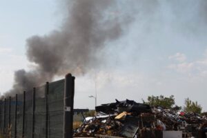 Ascienden a doce los muertos por los últimos ataques de Rusia contra Ucrania, incluidos cuatro en Kiev
