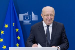 Bruselas autoriza gastar un pago de 6.100 millones en drones fabricados en Ucrania y misiles Patriot de EEUU