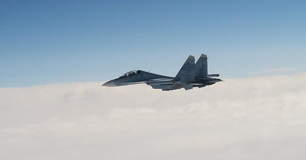 Cazas de Finlandia y Suecia interceptan aviones de combate rusos en el Báltico
