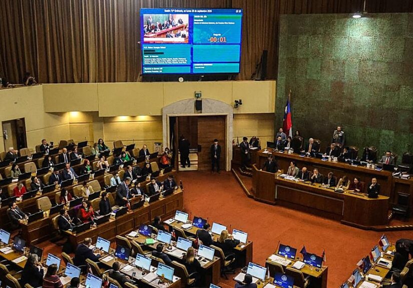 Chile aprueba nueva ley de partidos políticos que rechaza regímenes totalitarios