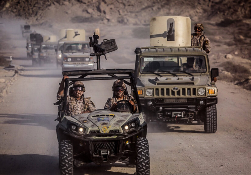 Cuatro "terroristas" y tres militares muertos en una operación de seguridad en el sureste de Irán