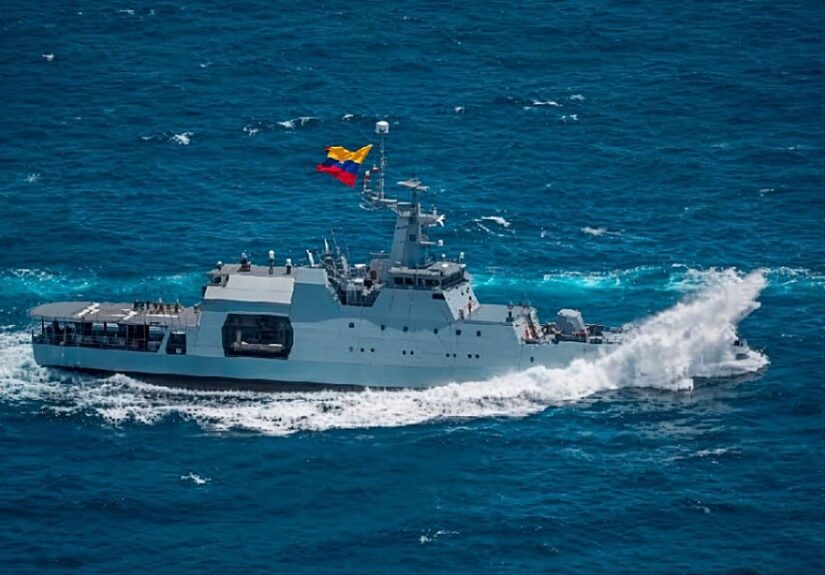 De la Espriella quiere reconvertir barcos de la Armada colombiana en prisiones para aislar narcos peligrosos en alta mar