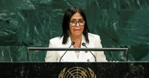 Delcy promete ante la ONU que habrá elecciones, pero que ella asumirá la transición política