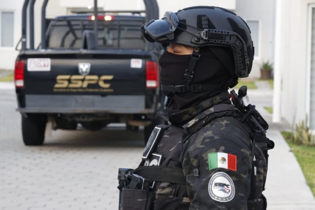 Dos agentes muertos en un ataque del crimen organizaco en México