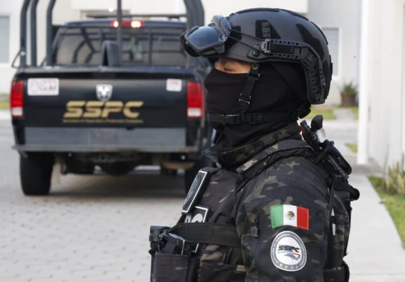 Dos agentes muertos en un ataque del crimen organizaco en México