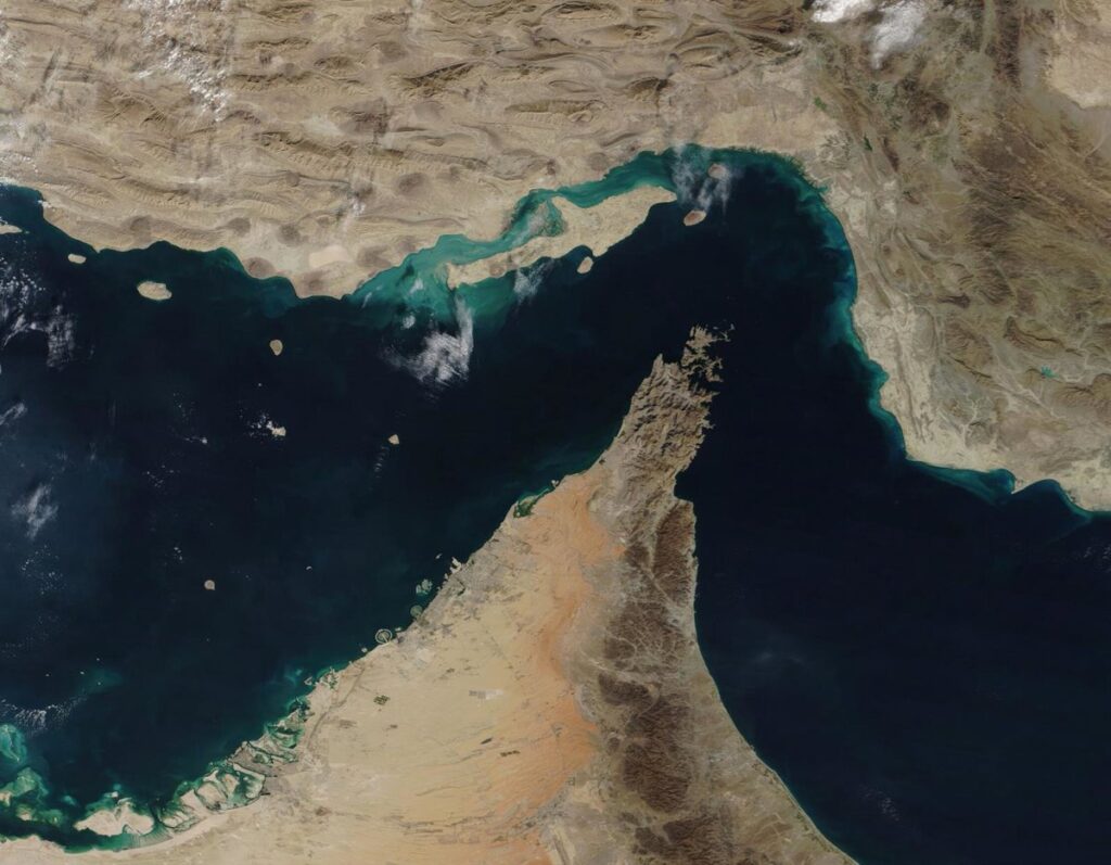EEUU reivindica la destrucción de cinco petroleros iraníes en represalia por ataques contra uno de sus buques