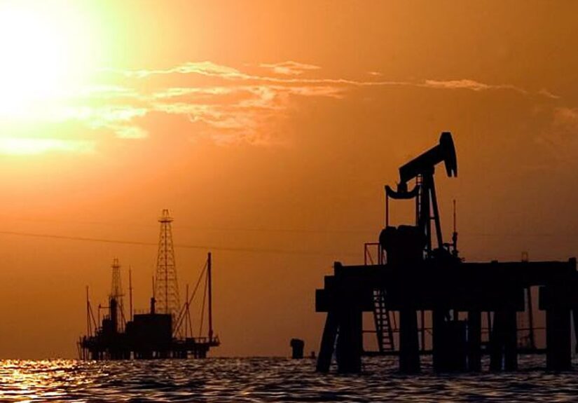 EE.UU. toma el control total del petróleo de Venezuela y se queda con el dinero de sus ventas