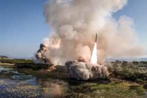 El Ejército norcoreano afirma haber realizado maniobras con artillería y misiles de largo alcance