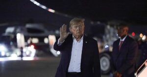 El Supremo de EE.UU. tumba los planes de Trump de restringir el voto por correo