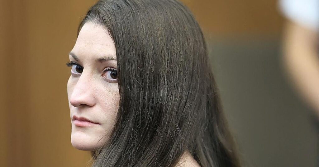 El jurado del juicio por asesinato de Lindsay Clancy afirma que sigue sin llegar a un veredicto