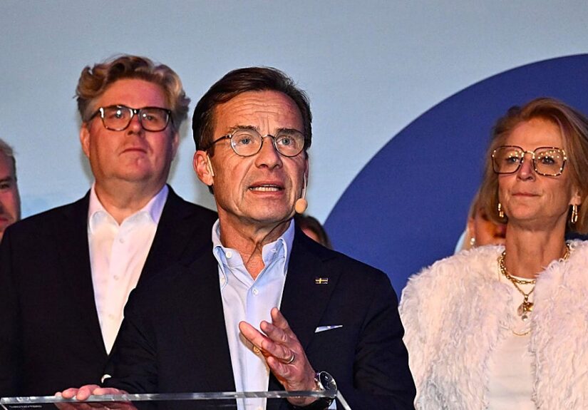 El primer ministro conservador de Suecia intenta captar al Partido del Centro para repetir gobierno