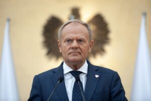 El primer ministro polaco advierte de que "solo los idiotas o traidores" se pueden alegrar de una victoria de AfD