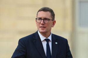 Estonia acusa a Rusia de incendiar una fábrica de material de defensa y convoca a su encargado de negocios