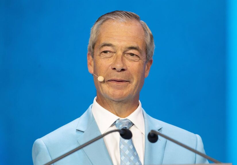 Farage se distancia del escándalo por supuesta financiación irregular de su partido: "No estaba escuchando"