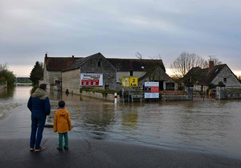 Francia declara la alerta roja en el sur del país por peligro de inundaciones