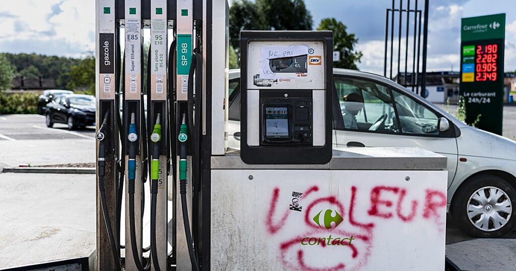 Francia prorroga el uso de 'diésel de verano' para combatir el desabastecimiento