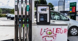 Francia prorroga el uso de 'diésel de verano' para combatir el desabastecimiento