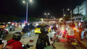 Habitantes de Villa del Rosario levantan protesta en la Autopista Internacional