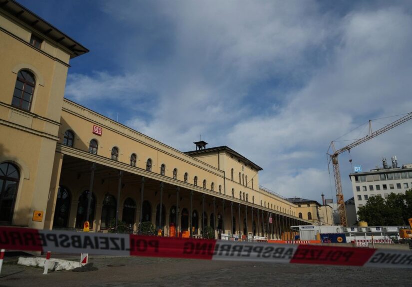 Heridas dos personas por la explosión de un objeto no identificado cerca de la estación de tren de Augsburgo, Alemania
