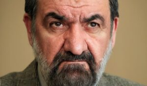 Irán anuncia una nueva "zona prohibida" cerca de Ormuz y amenaza con sancionar a quienes la vulneren