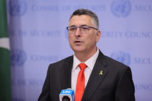 Israel anuncia sanciones contra doce políticos británicos y y el cierre de su consulado en Jerusalén