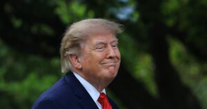 La Casa Blanca lanza el canal de streaming Trump TV en plena polémica por el veto a varios medios por 'fake news'