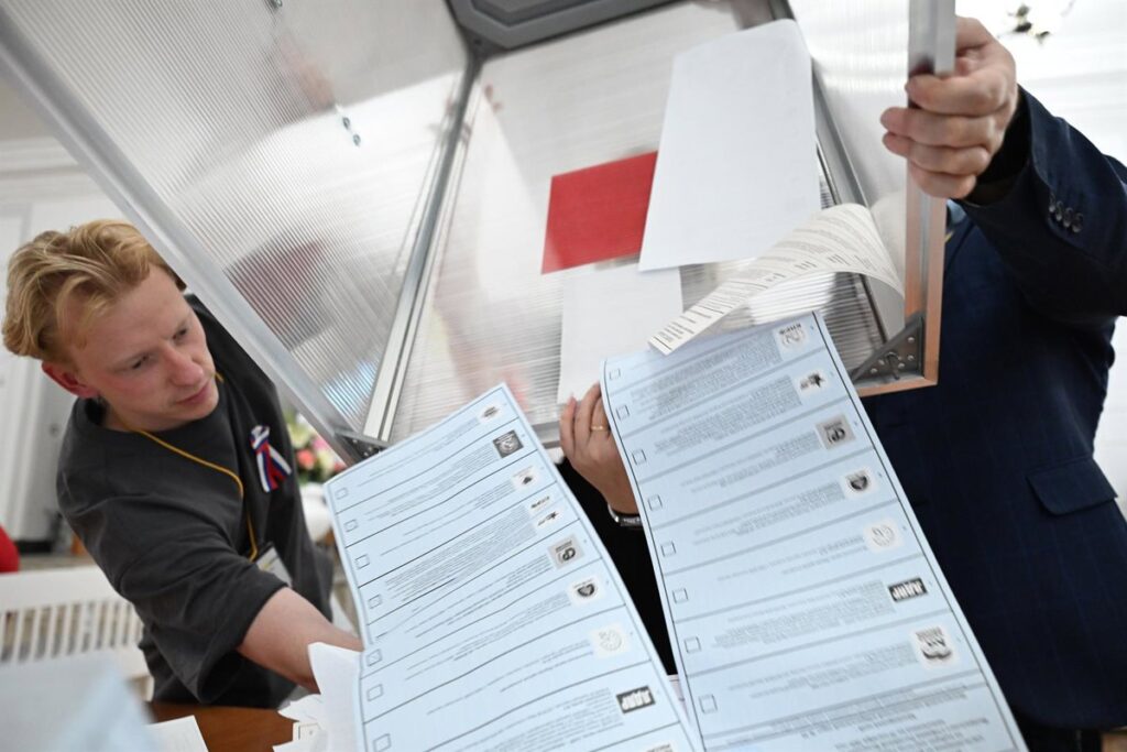 La Comisión Electoral de Rusia confirma la victoria del partido de Putin en las elecciones parlamentarias