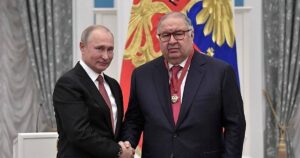 La UE renueva las sanciones a Rusia pero elimina de la lista negra a los oligarcas Usmanov y Fridman