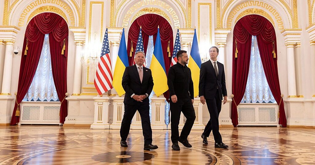 La primera visita de los enviados de Trump a Kiev no logra acercar la paz