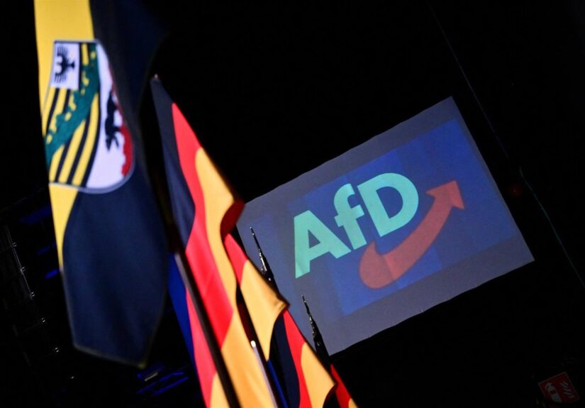 Las encuestas a pie de urna sitúan a la ultraderechista AfD al borde de la mayoría absoluta en Sajonia-Anhalt