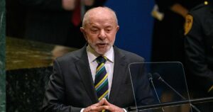 Lula prohíbe por decreto ley las casas de apuestas a una semana de las elecciones y Bolsonaro tacha la medida de «estafa electoral»